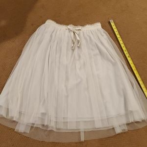 Tulle midi tutu.
